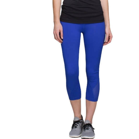 Lululemon Run Inspire Crop II (Mesh) Harbor Blue 6 - Picture 3 of 15